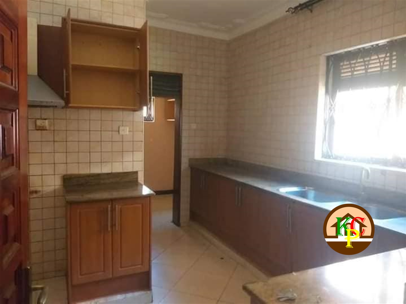 Bungalow for rent in Naalya Kampala