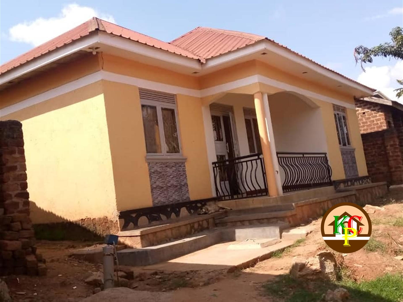 Bungalow for sale in Makindye Kampala