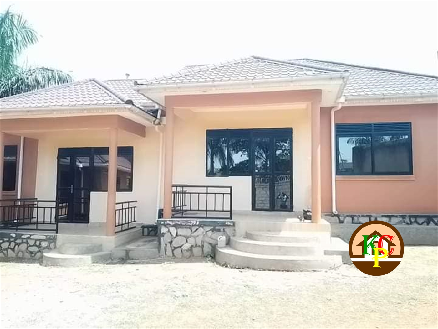 Semi Detached for rent in Bweyogerere Wakiso