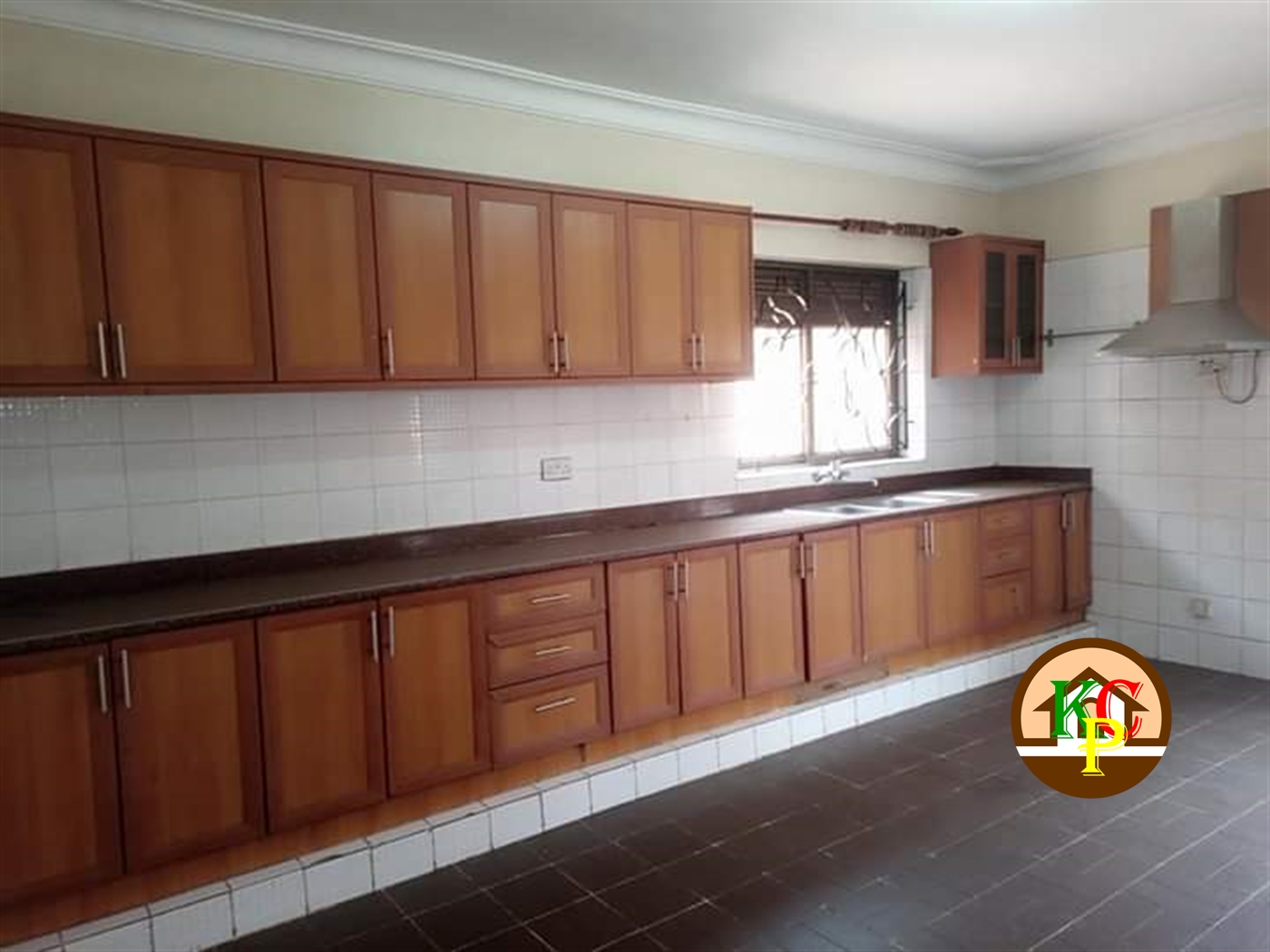 Storeyed house for rent in Kololo Kampala