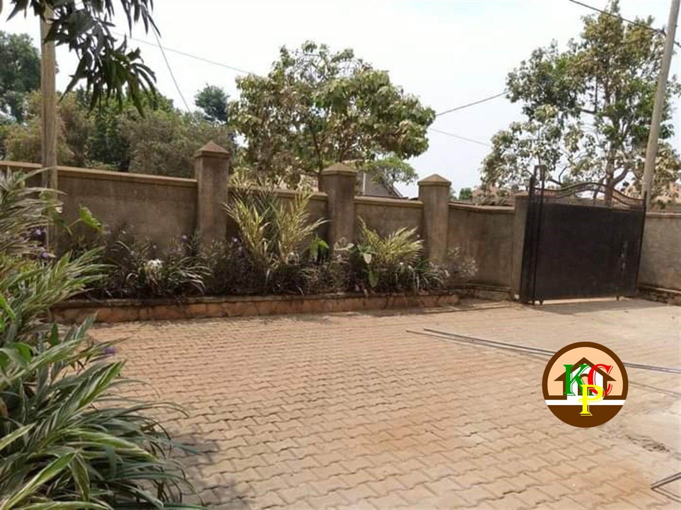 Bungalow for rent in Bweyogerere Wakiso