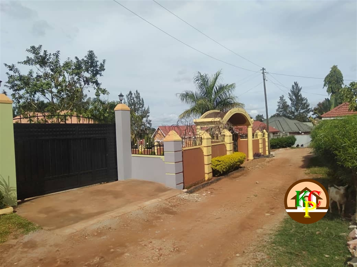 Bungalow for sale in Bwebajja Wakiso