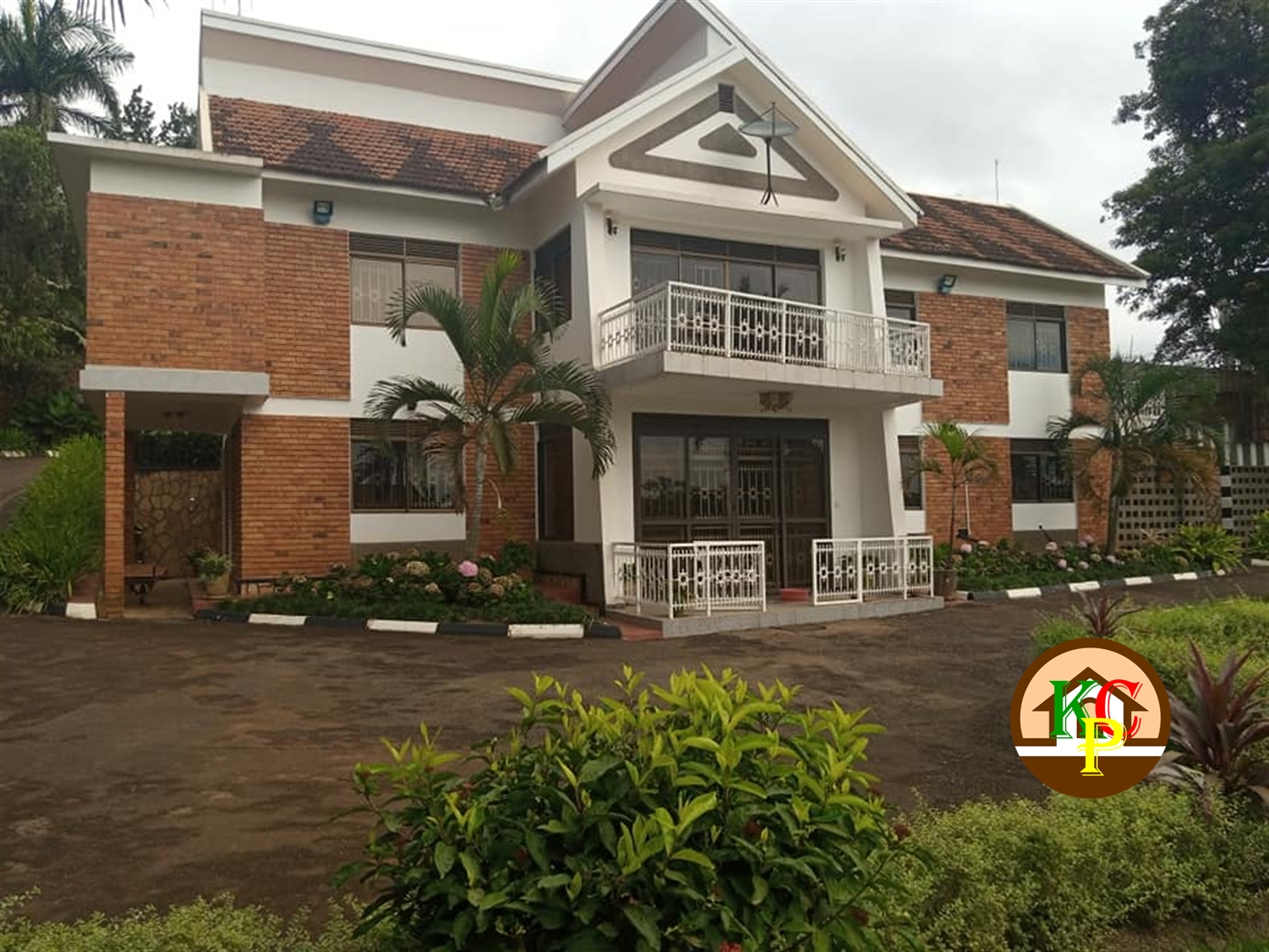 Storeyed house for rent in Naguru Kampala