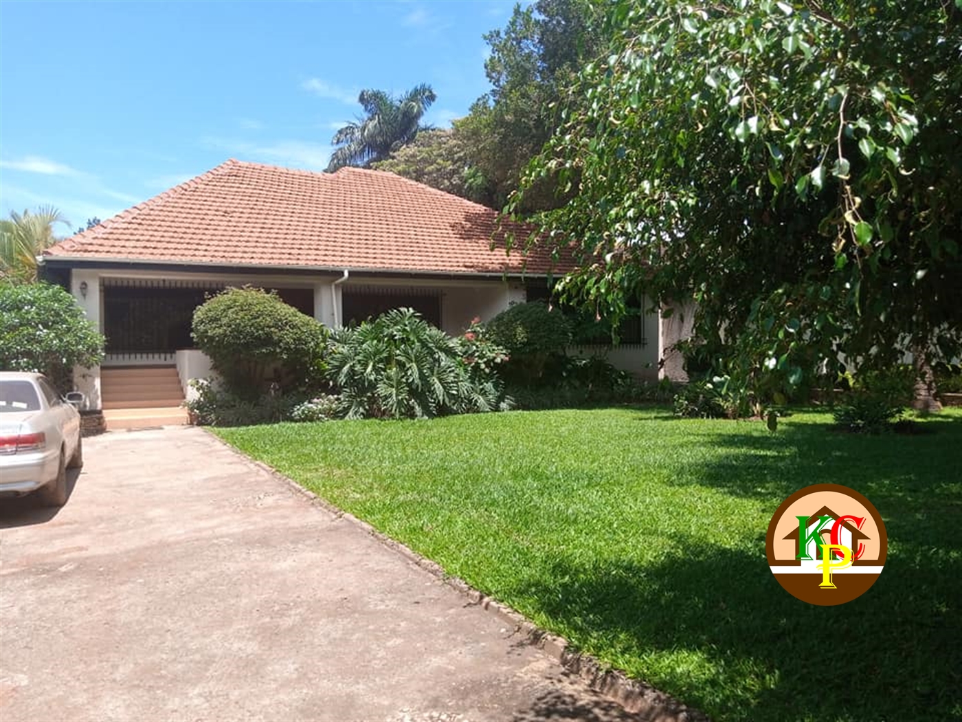 Bungalow for rent in Naguru Kampala