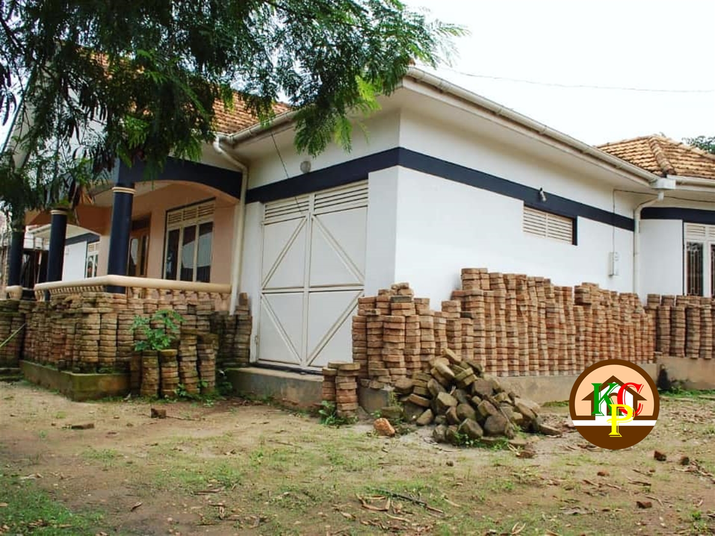 Bungalow for sale in Muyenga Kampala