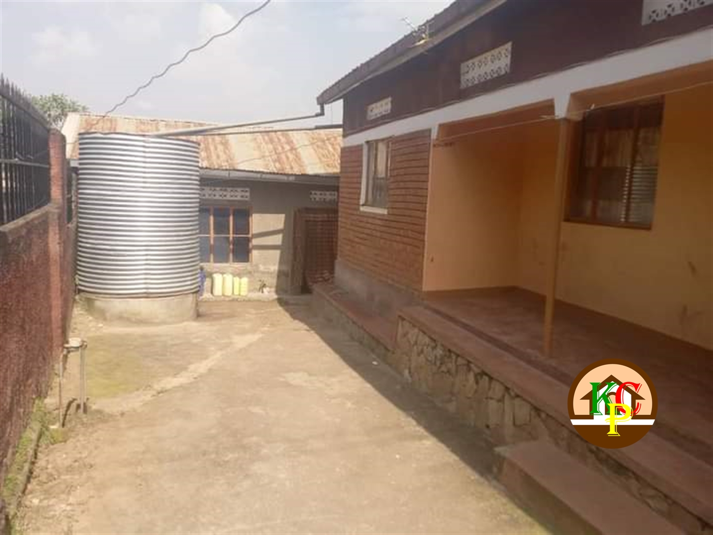 Bungalow for sale in Kagoma Wakiso