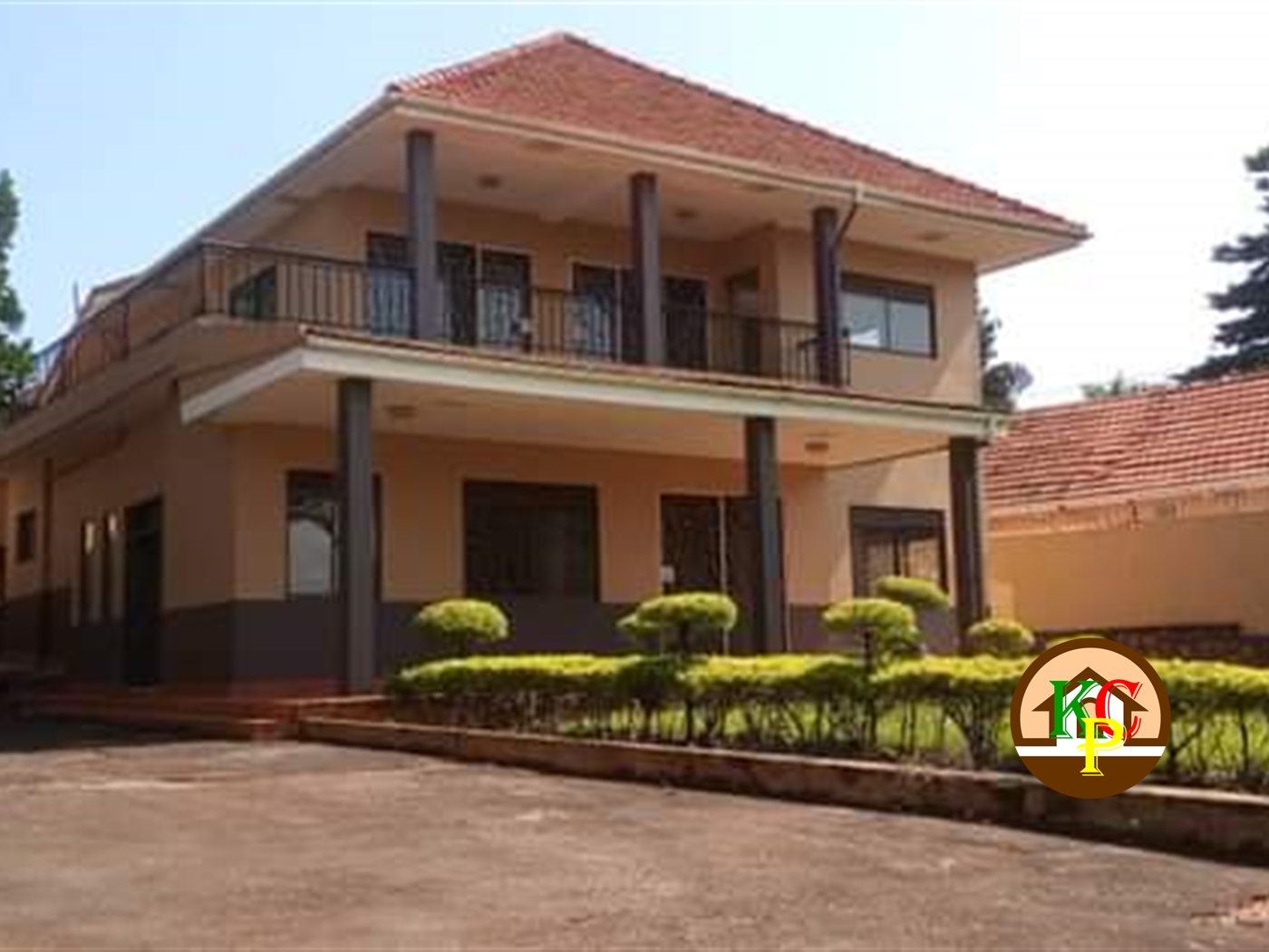 Storeyed house for sale in Muyenga Kampala