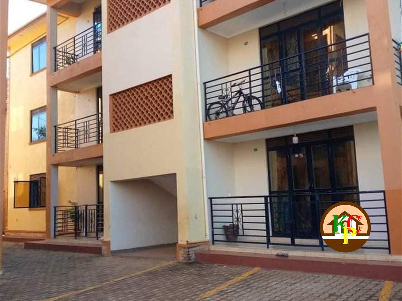 Apartment for rent in Kiwaatule Kampala