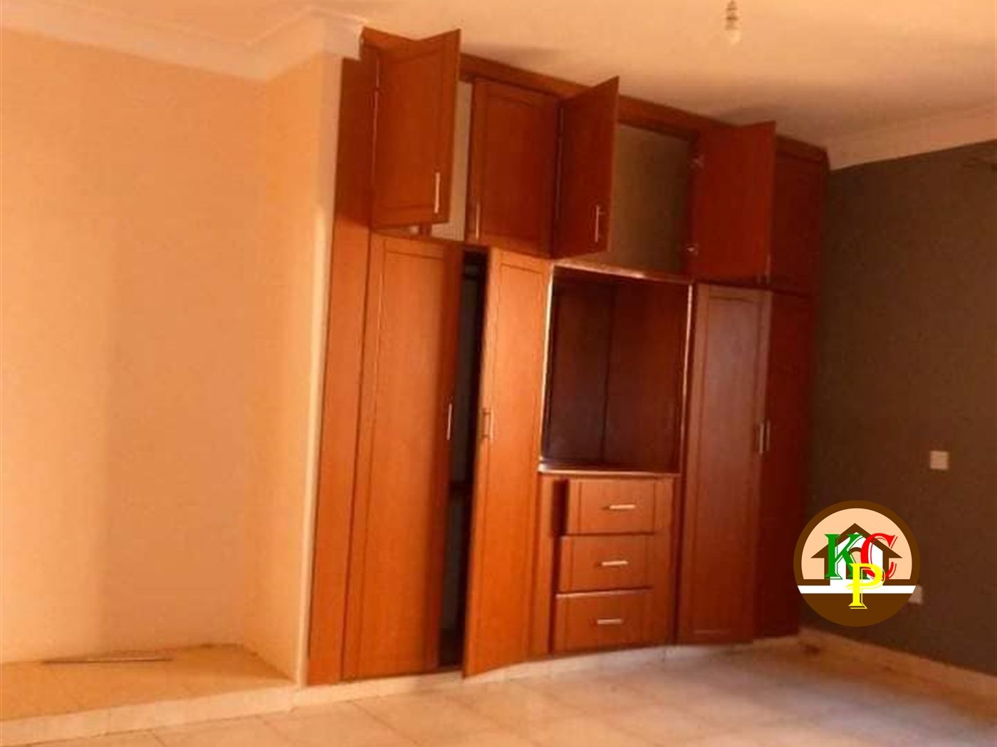 Apartment for rent in Kiwaatule Kampala