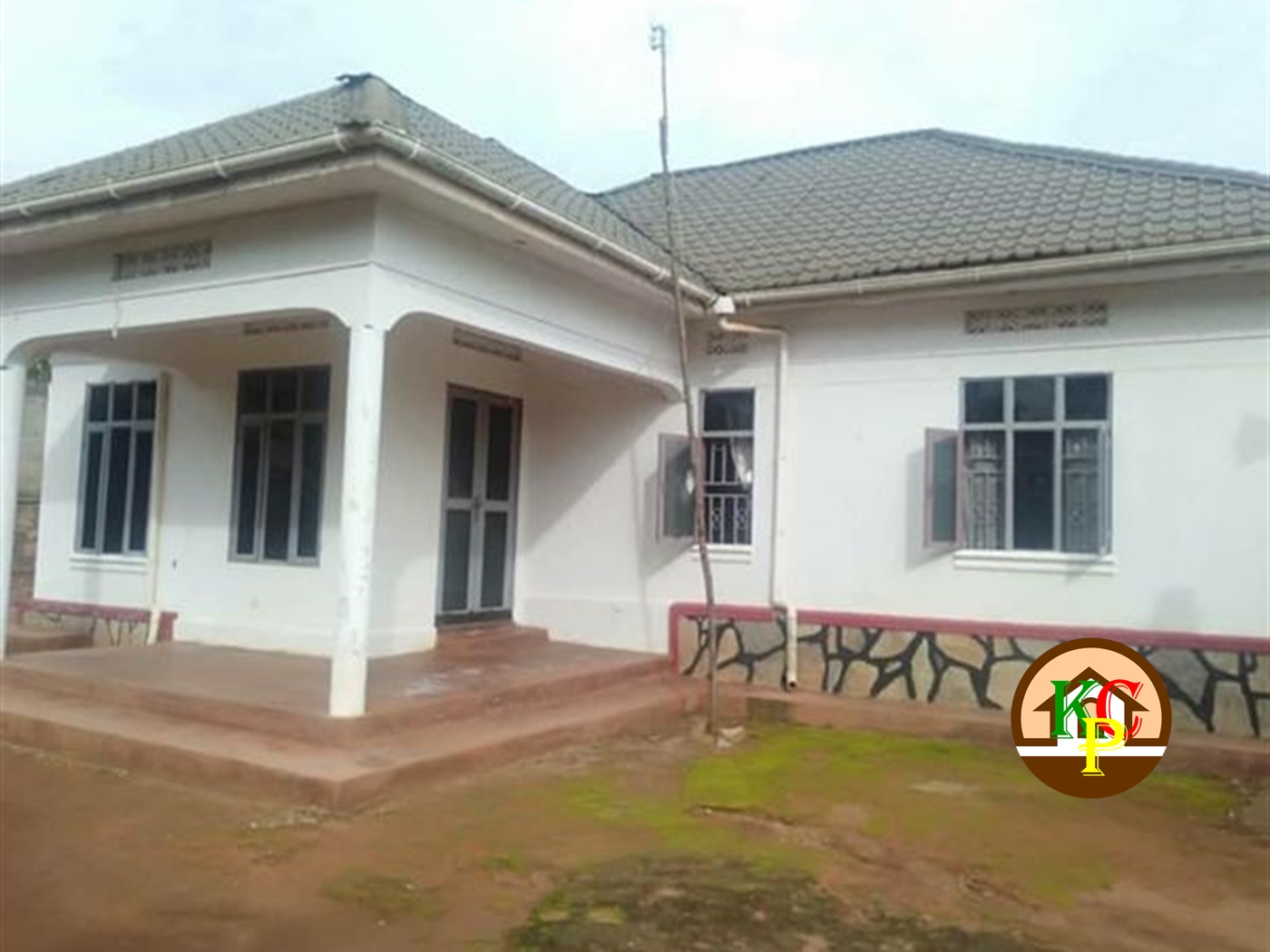 Bungalow for sale in Kitende Wakiso