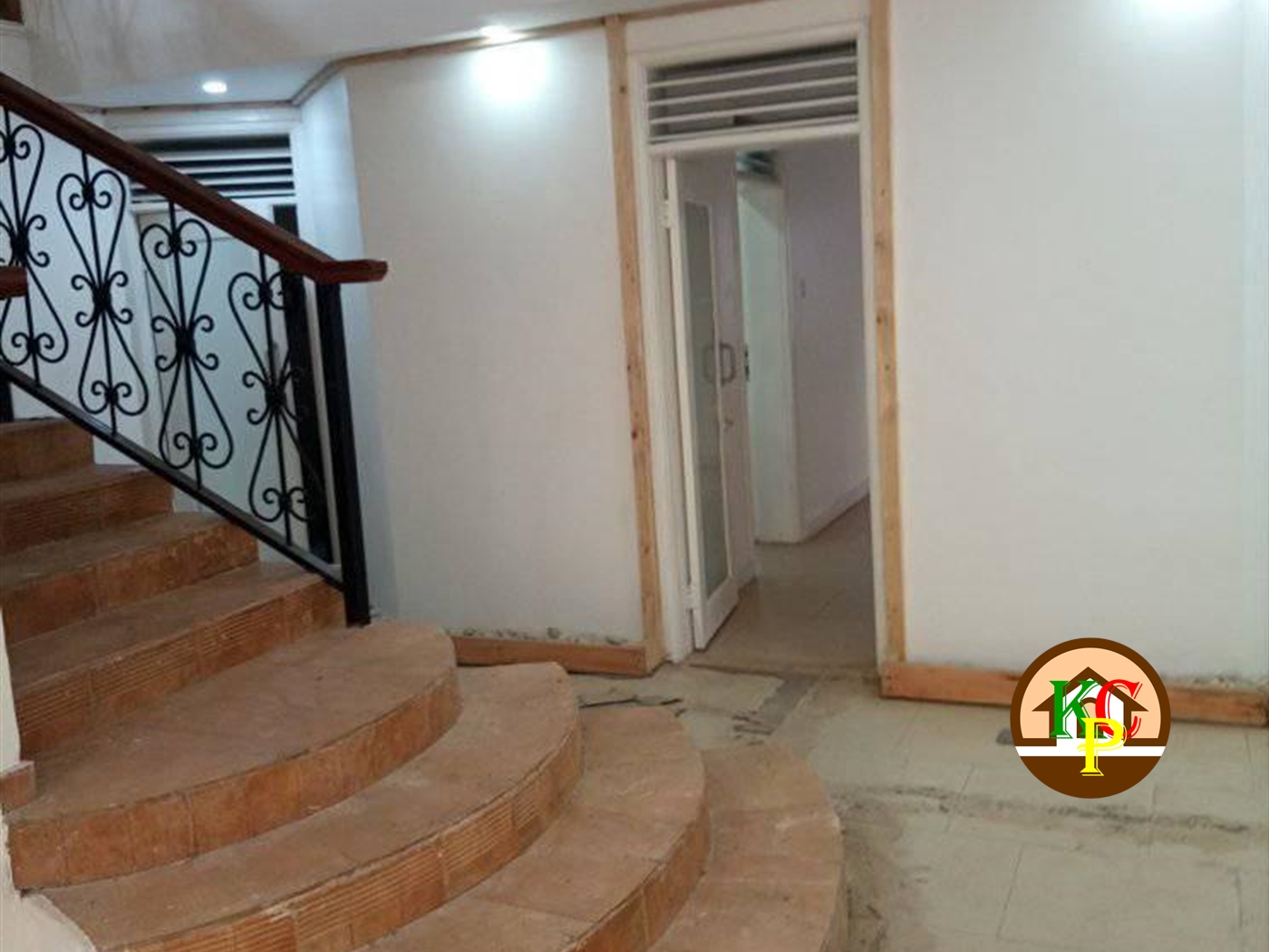 Storeyed house for rent in Muyenga Kampala