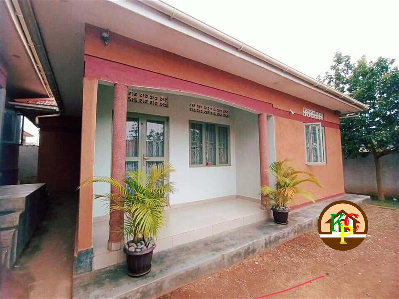 Bungalow for rent in Muyenga Kampala