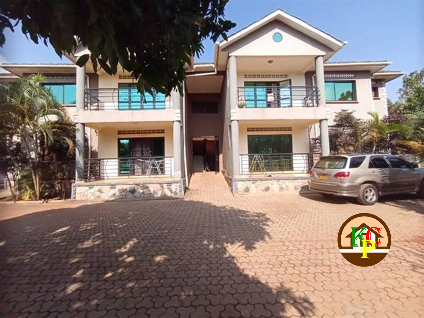 Storeyed house for rent in Muyenga Kampala