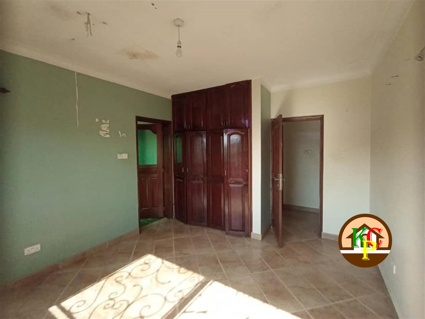 Storeyed house for rent in Muyenga Kampala