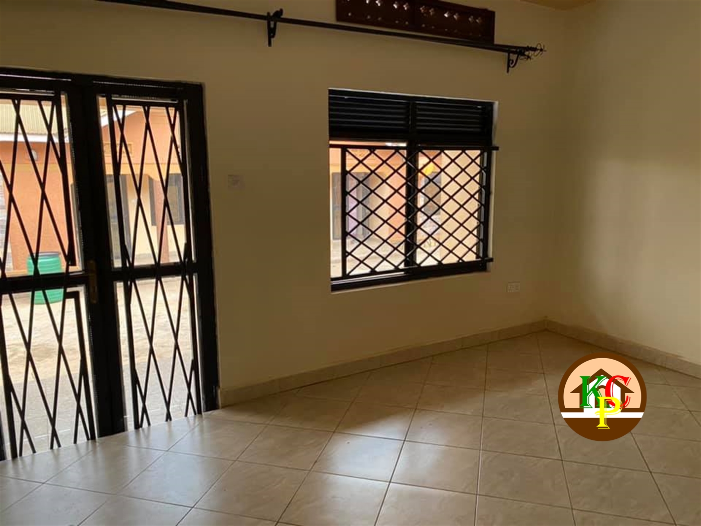 Bungalow for rent in Zana Wakiso