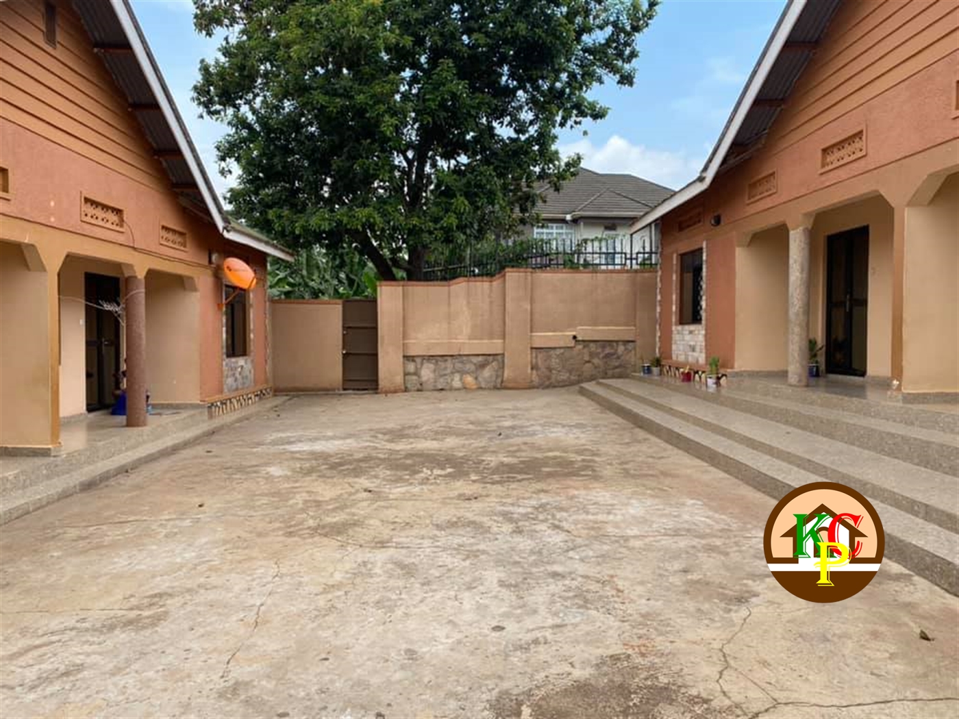 Bungalow for rent in Zana Wakiso