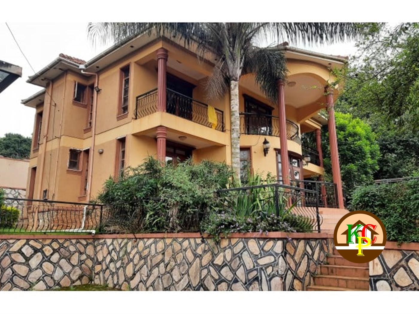 Storeyed house for sale in Seguku Wakiso