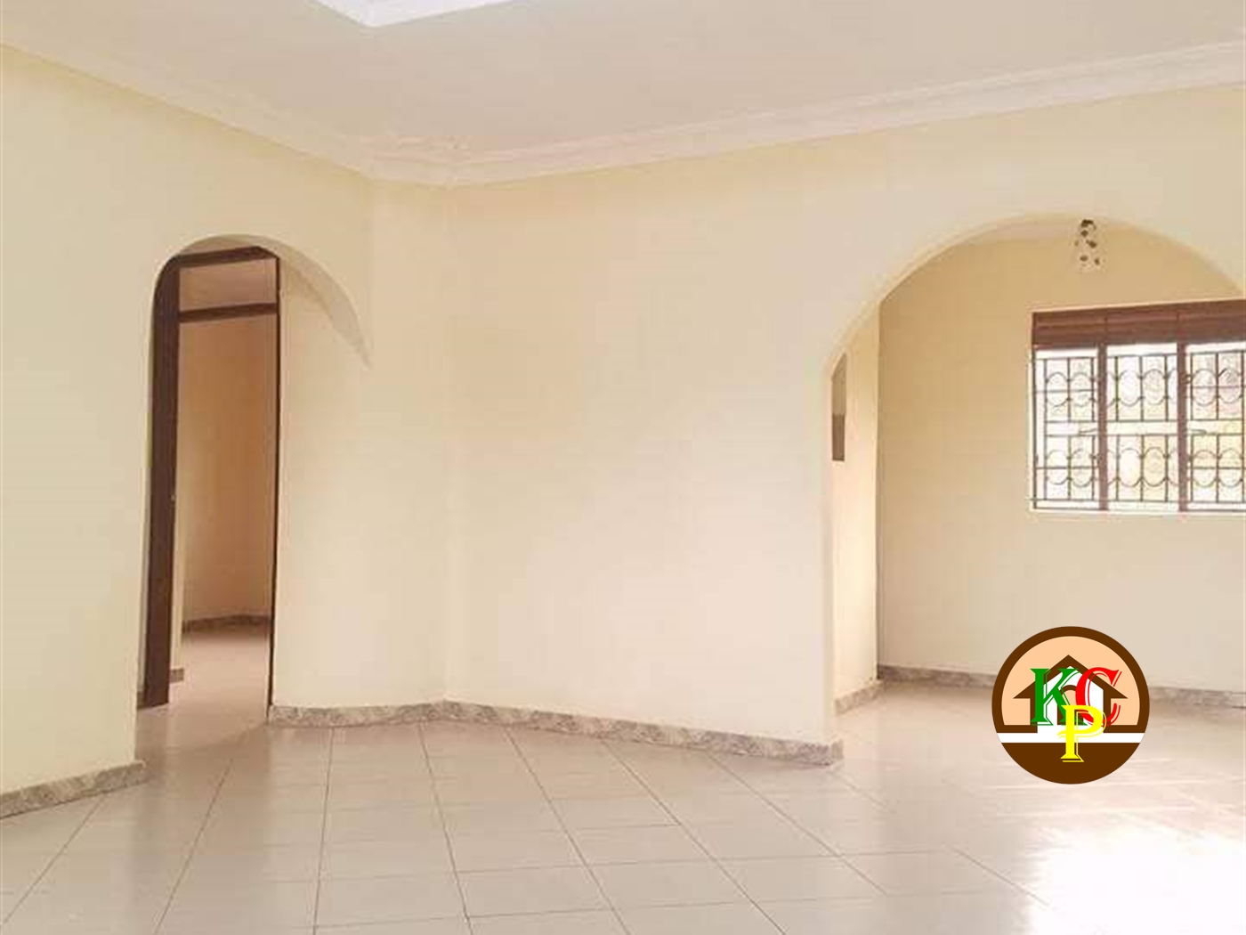 Semi Detached for rent in Kulambilo Kampala