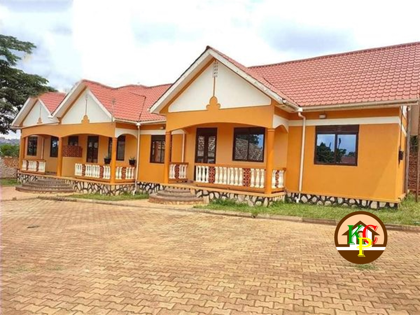 Semi Detached for rent in Kulambilo Kampala