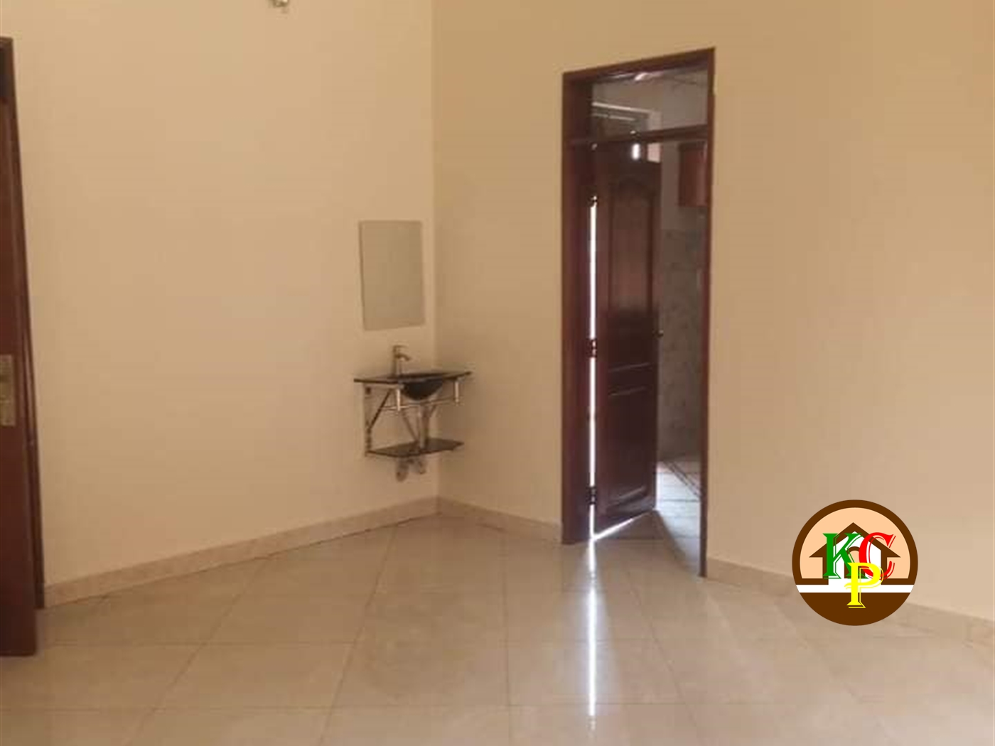 Bungalow for rent in Kyaliwajjala Wakiso