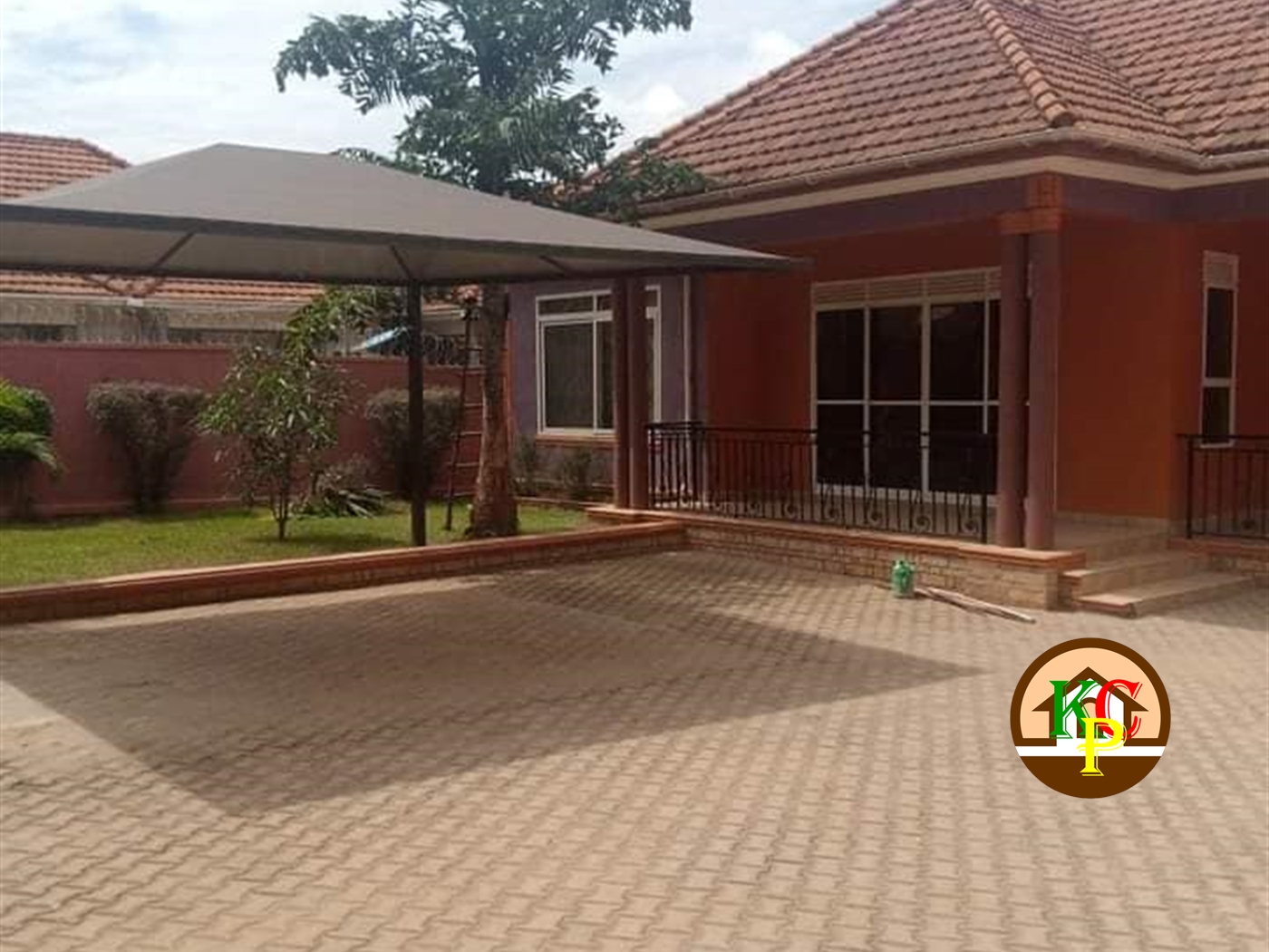 Bungalow for rent in Kyaliwajjala Wakiso