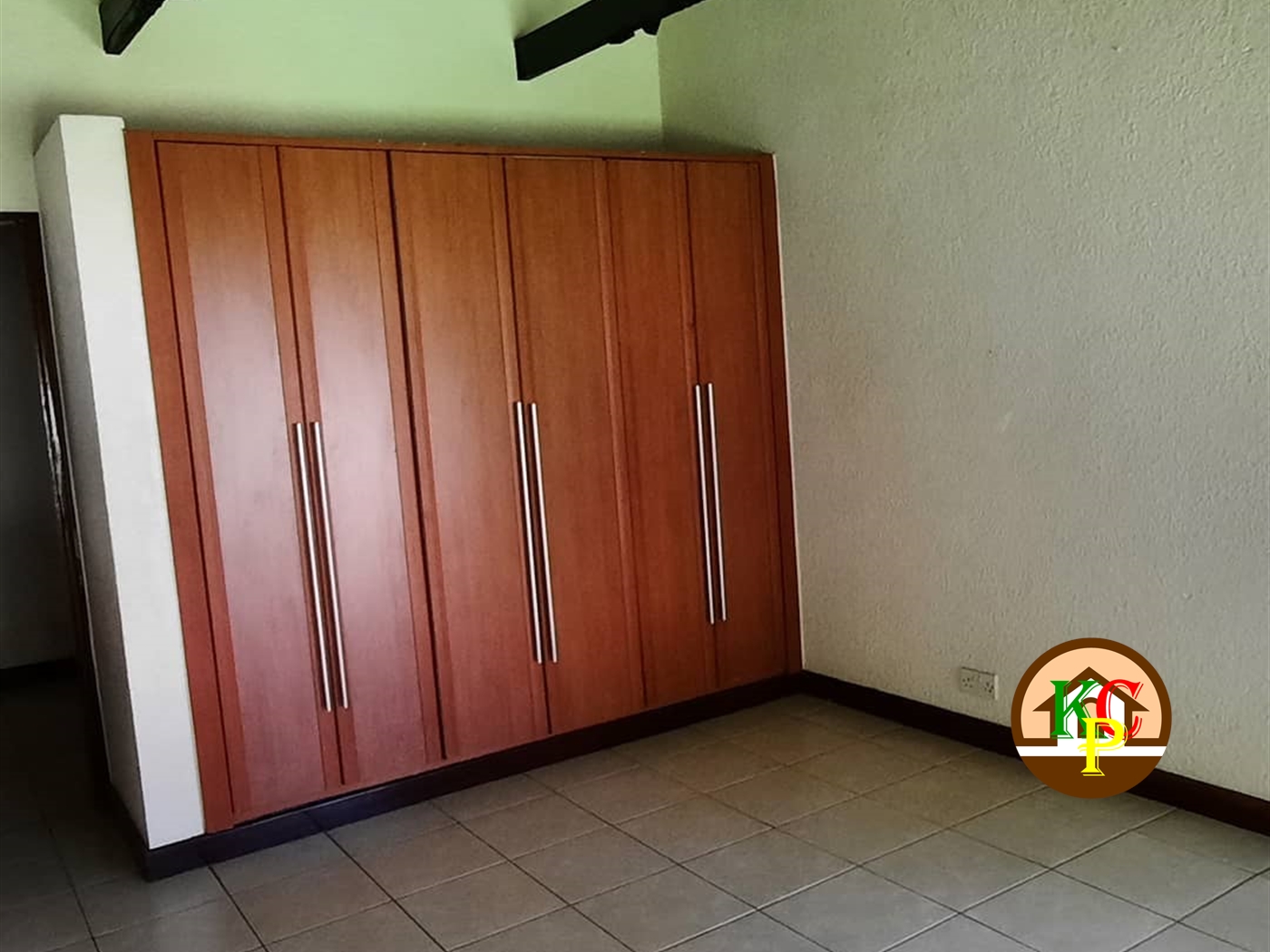 Bungalow for rent in Naguru Kampala