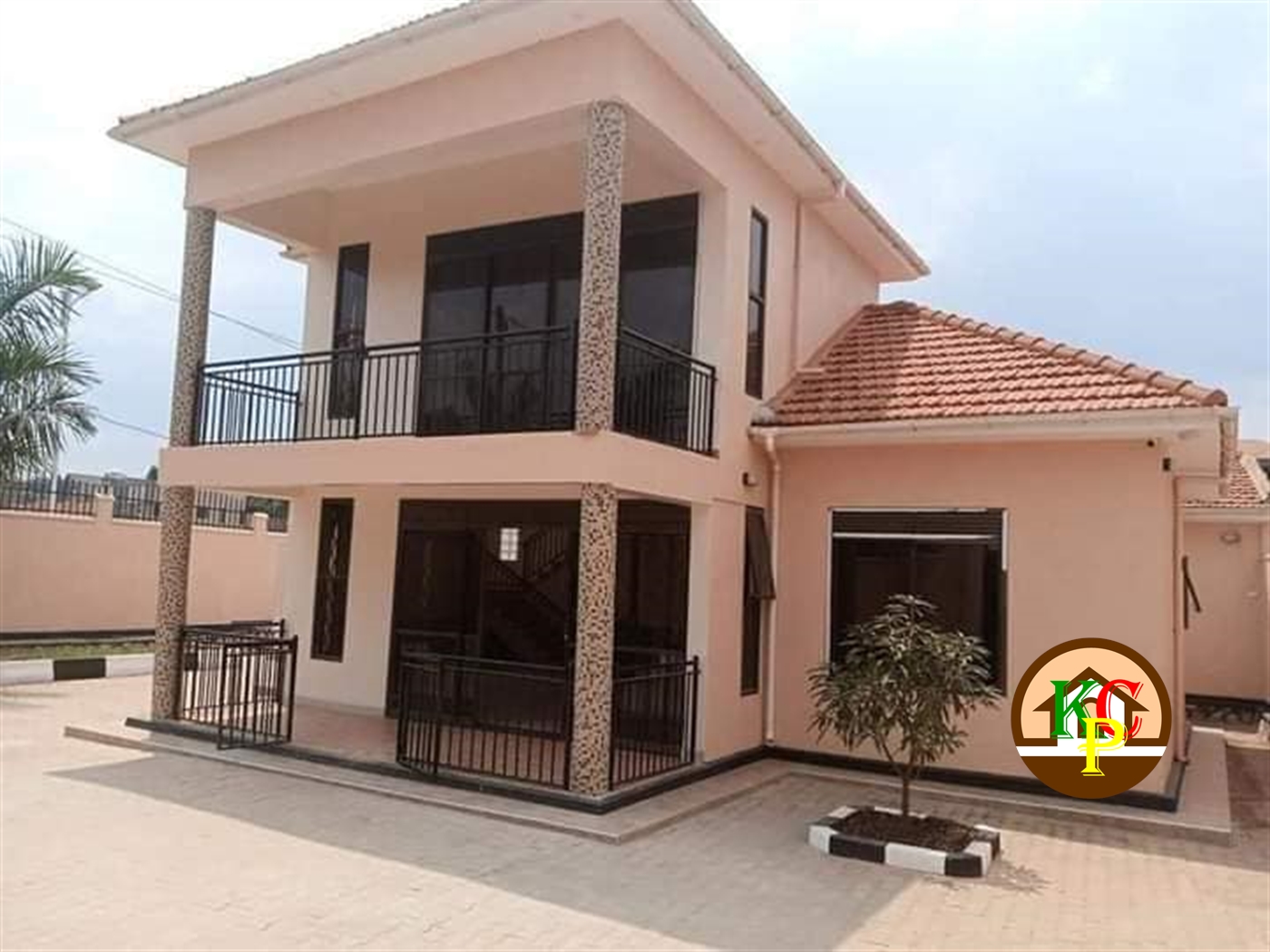 Storeyed house for rent in Najjera Wakiso