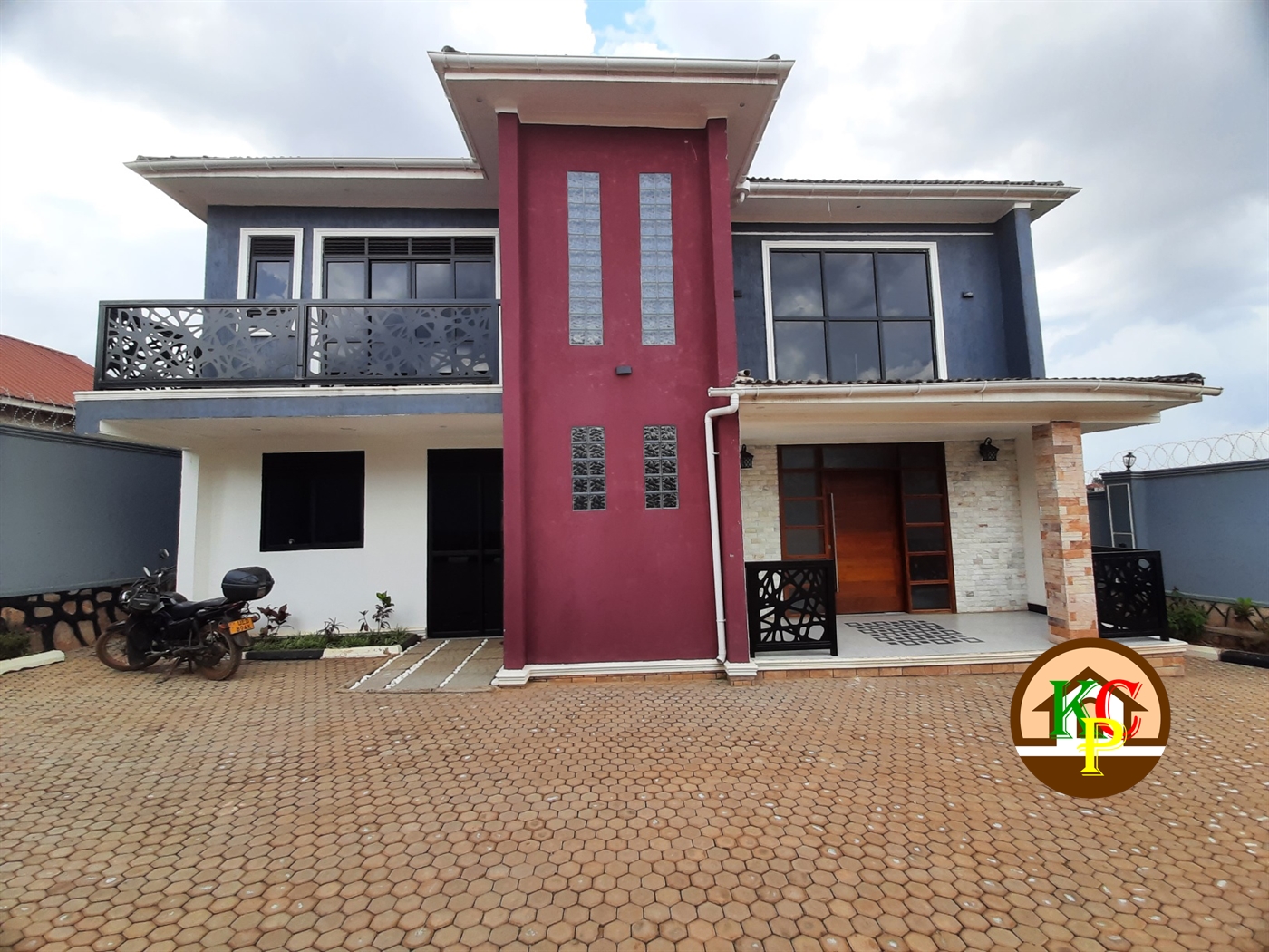 Storeyed house for sale in Kira Wakiso