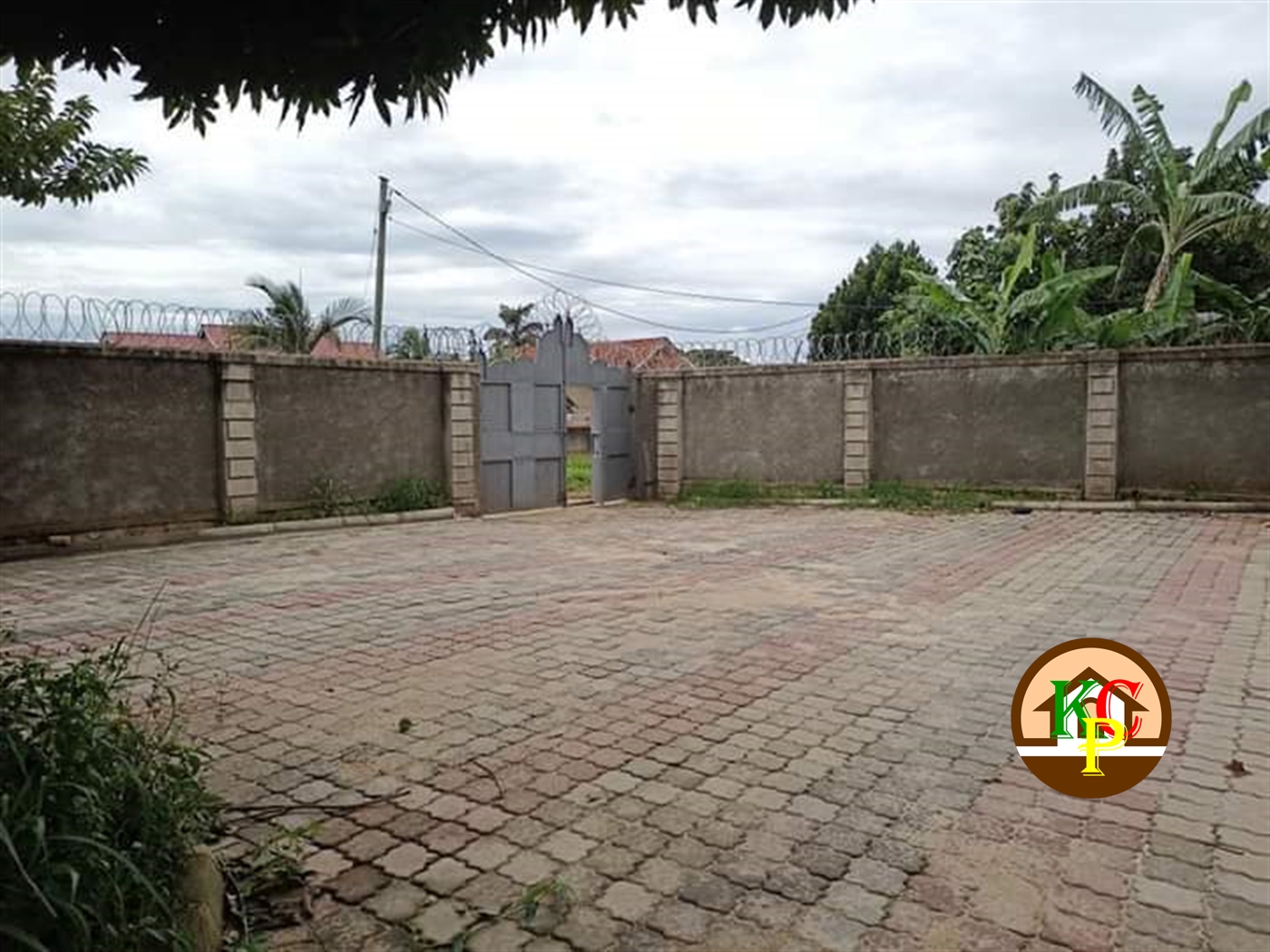 Duplex for rent in Namugongo Wakiso