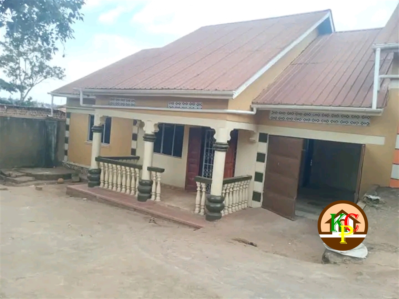 Bungalow for rent in Makindye Kampala