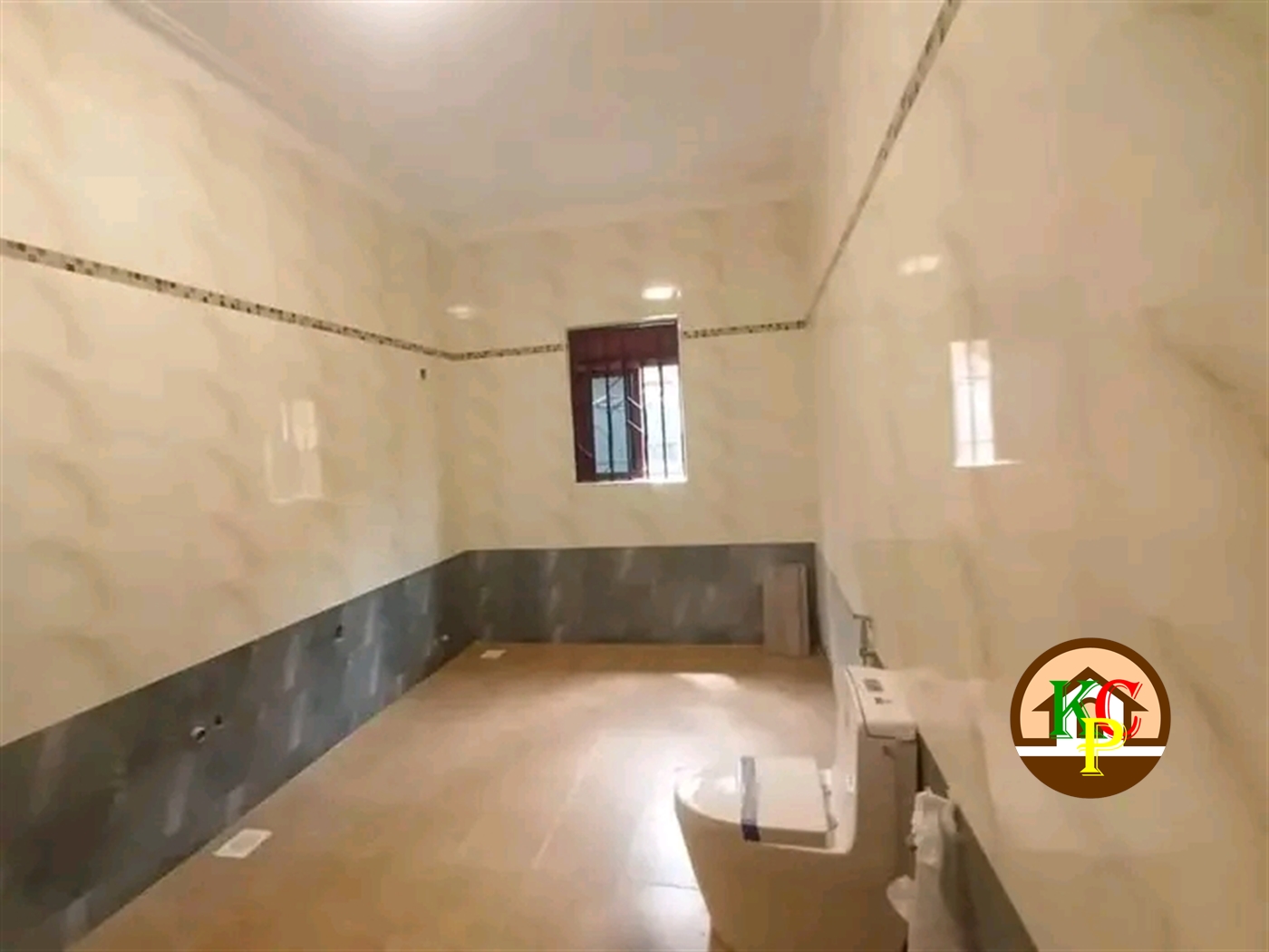 Storeyed house for sale in Munyonyo Kampala