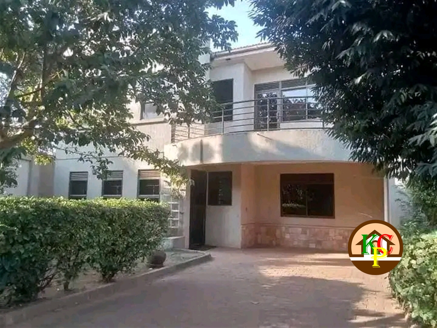 Storeyed house for rent in Ntinda Kampala