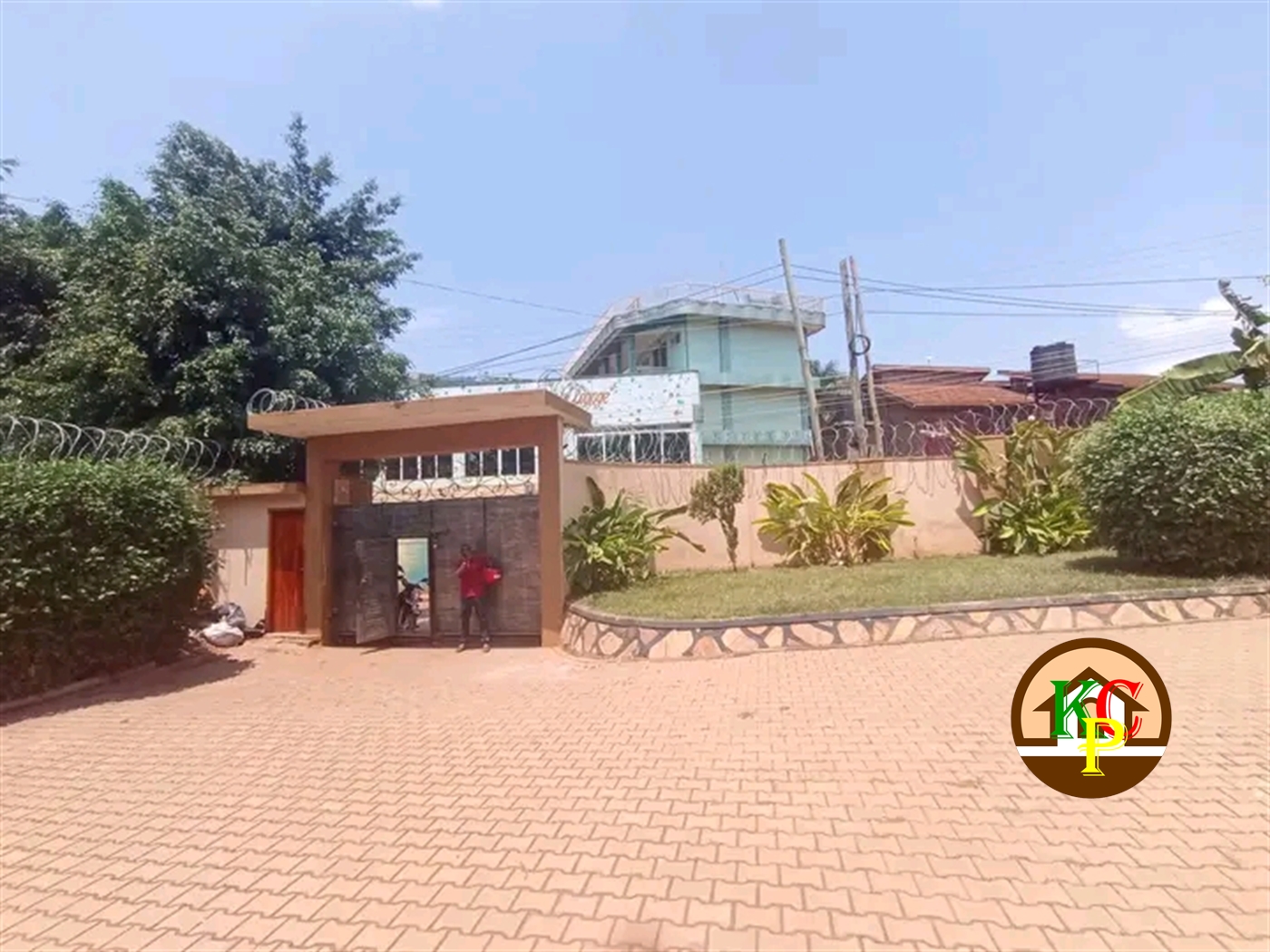 Bungalow for rent in Muyenga Kampala