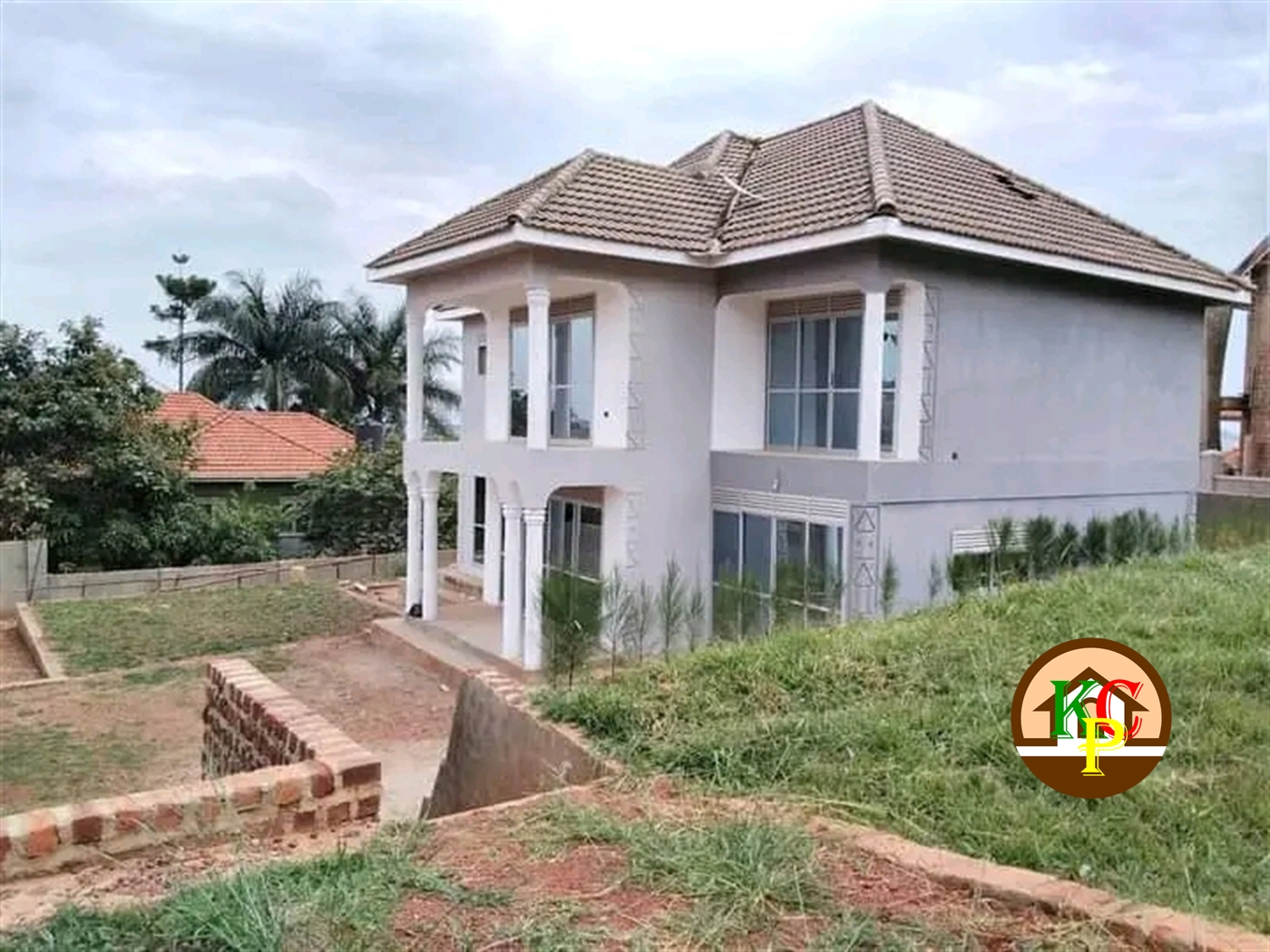 Storeyed house for sale in Bwebajja Wakiso