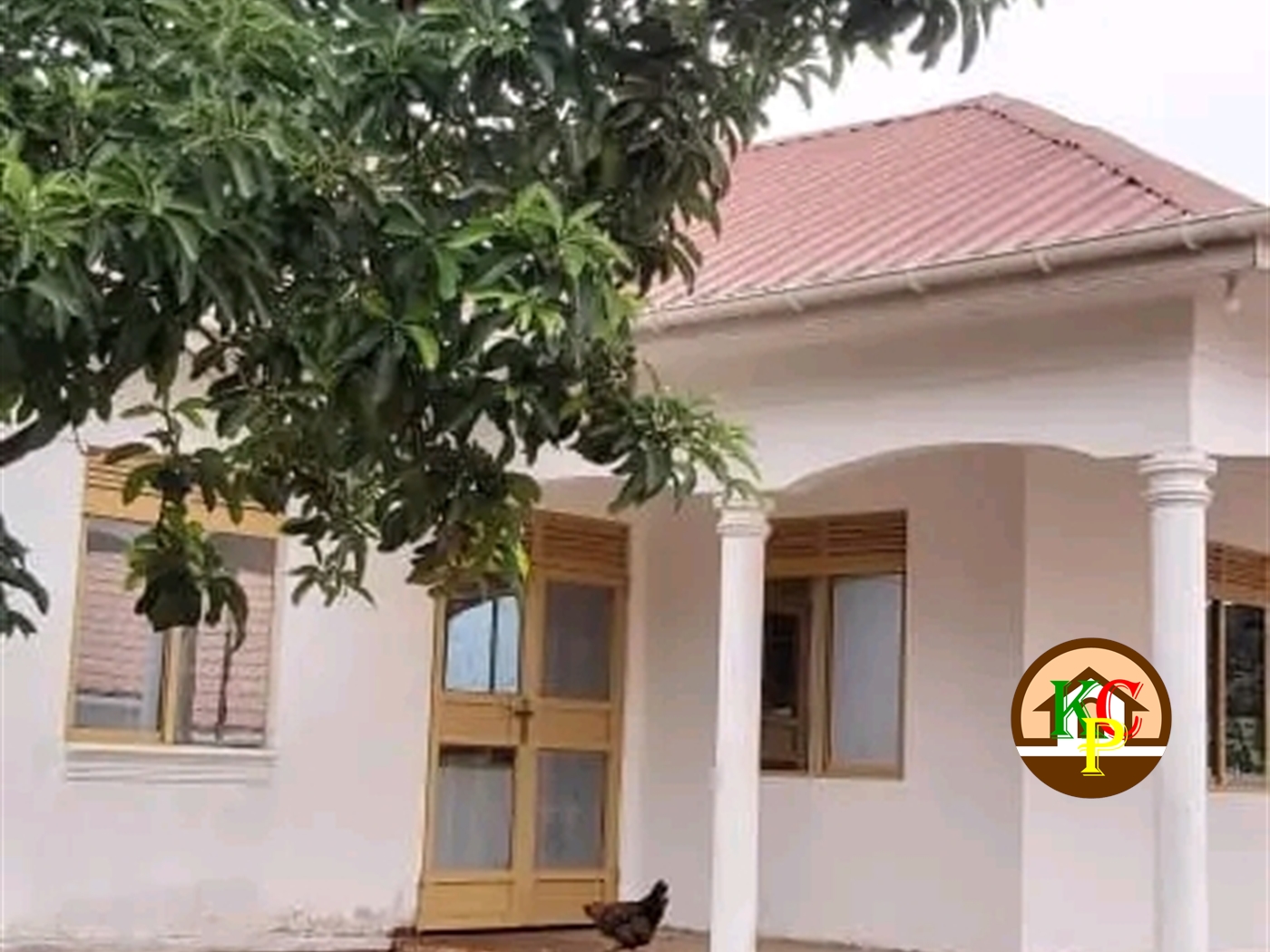 Bungalow for sale in Kitende Wakiso