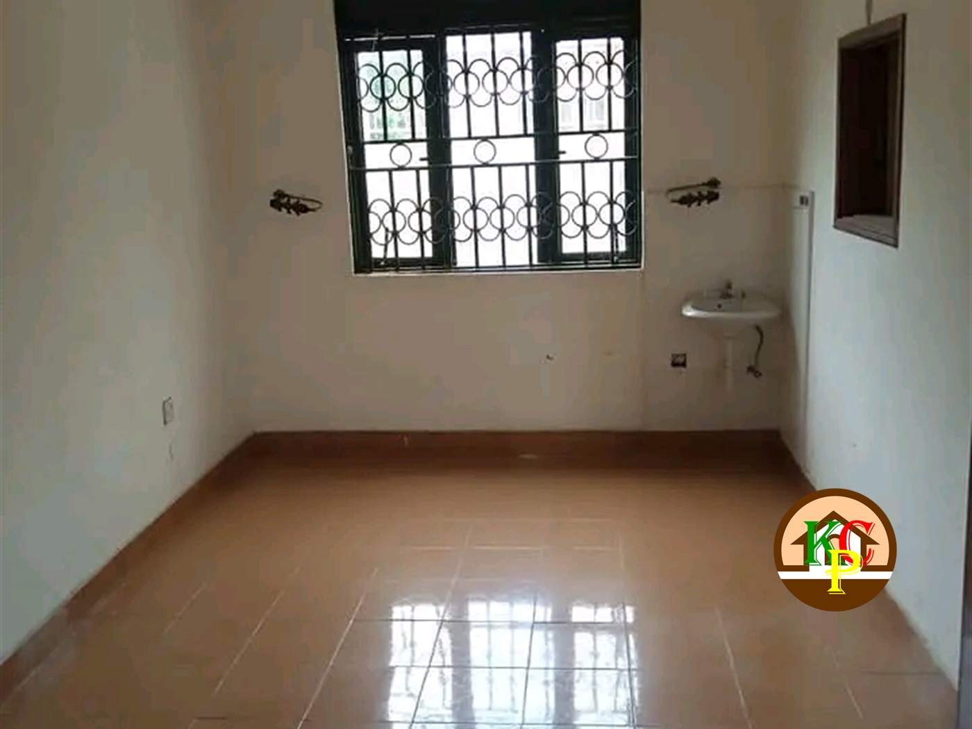 Bungalow for rent in Kirinya Wakiso