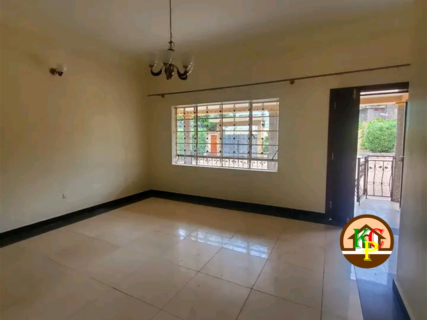 Bungalow for rent in Muyenga Kampala