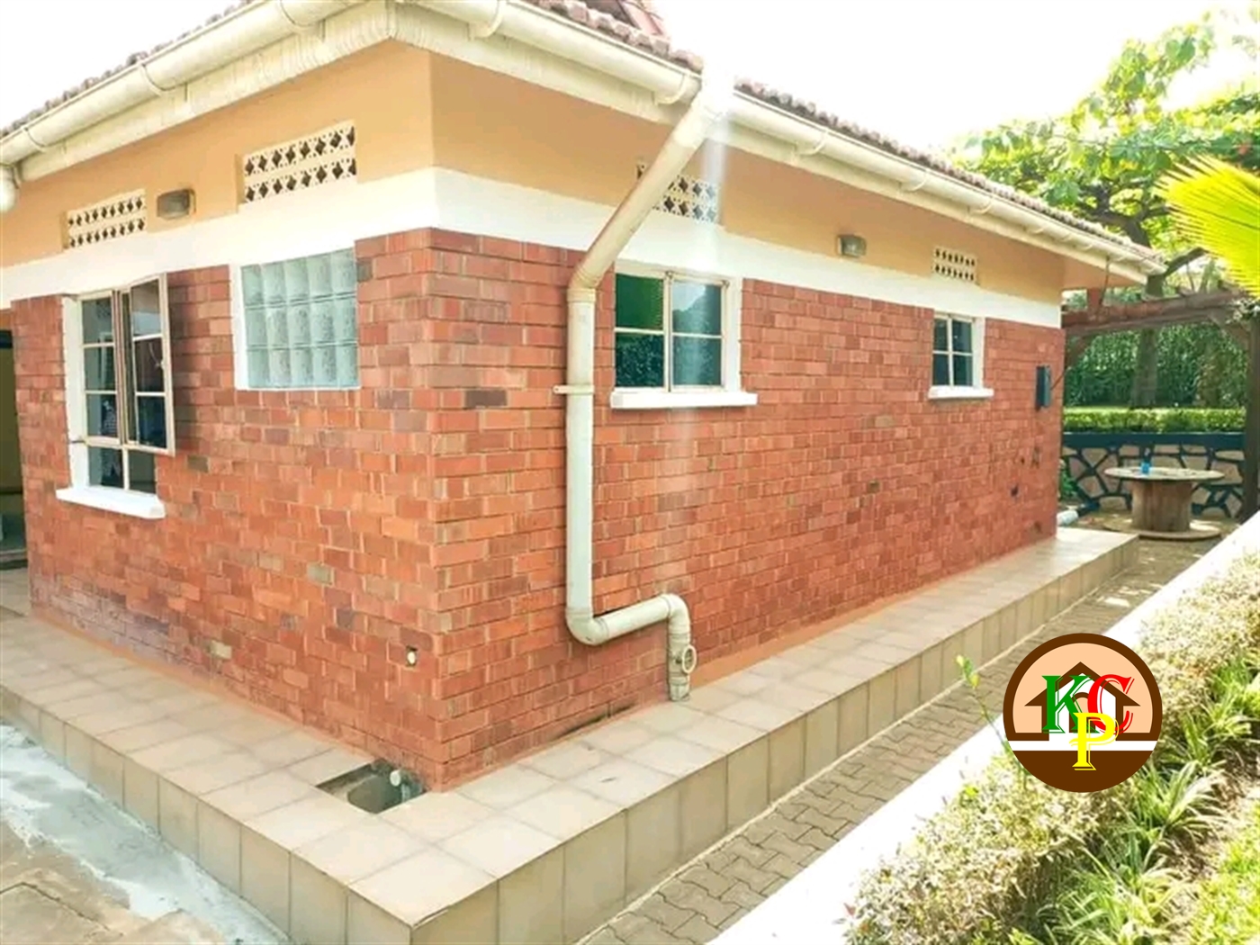 Bungalow for sale in Naalya Wakiso