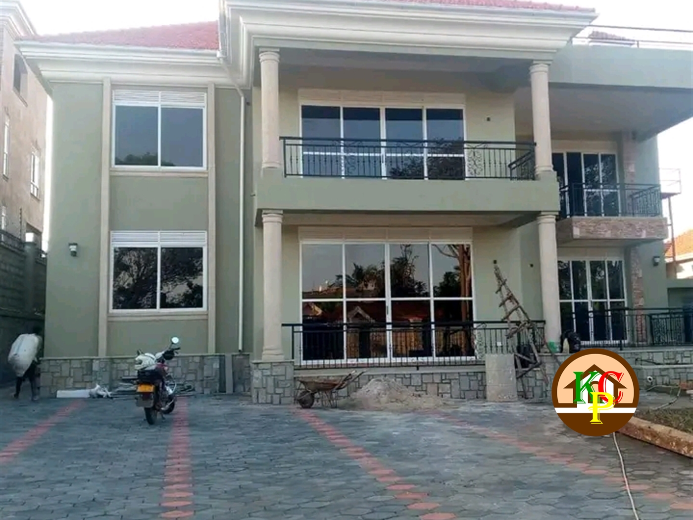 Storeyed house for sale in Munyonyo Kampala