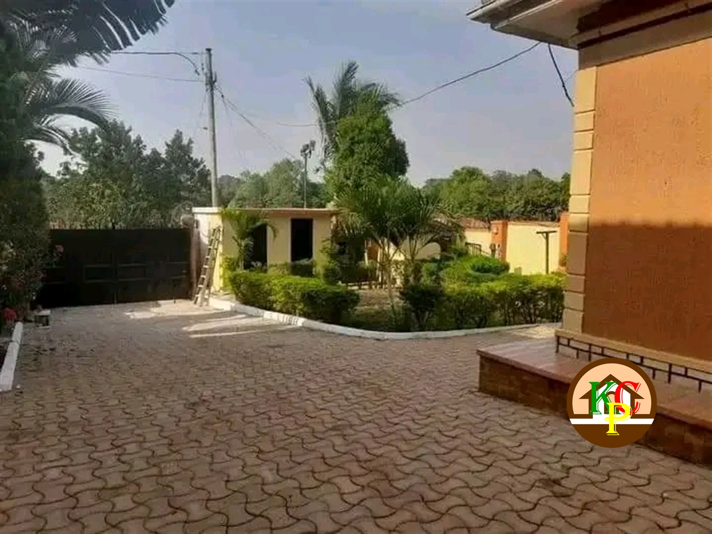 Bungalow for sale in Kira Wakiso