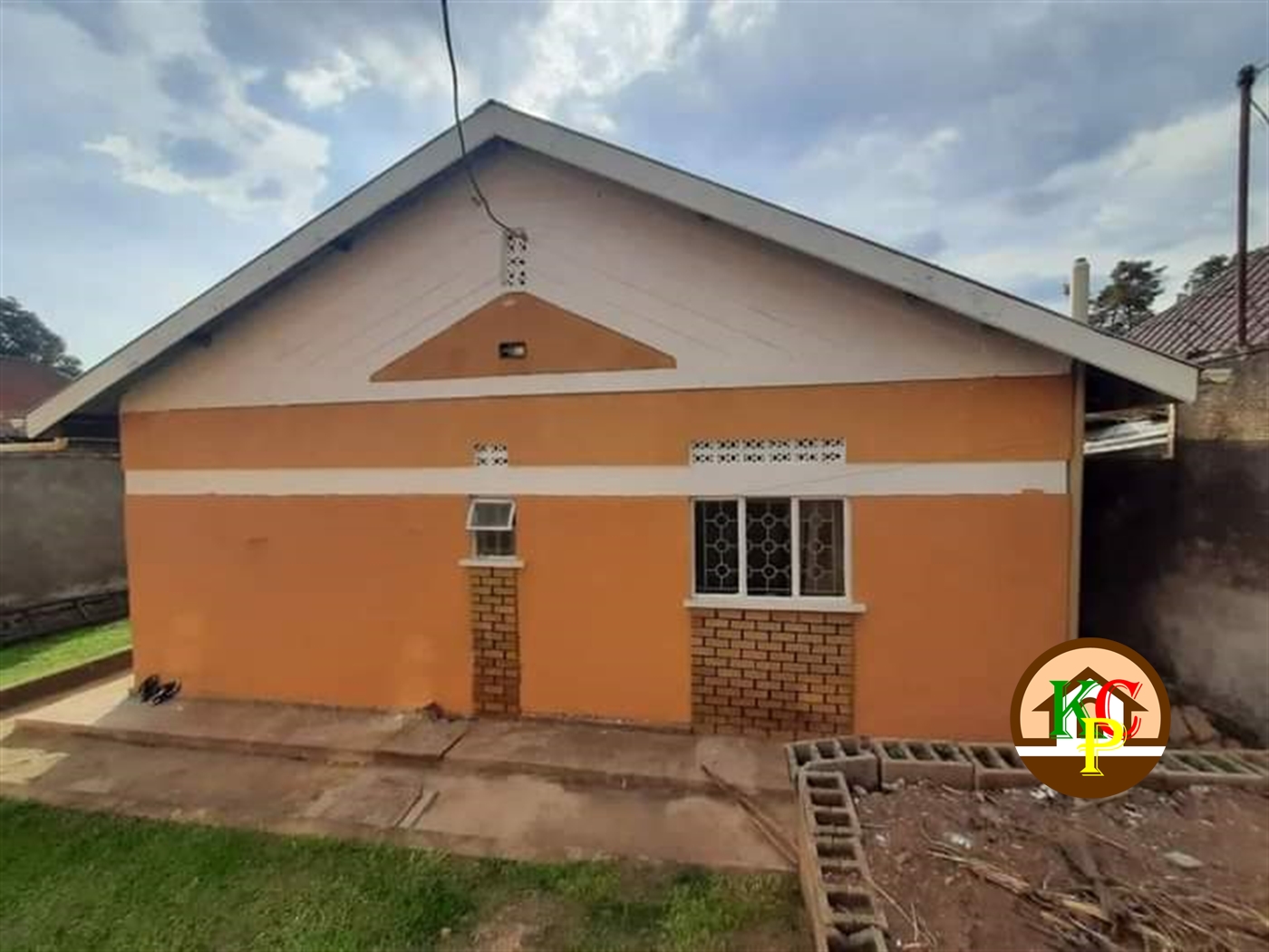 Bungalow for sale in Bweyogerere Wakiso