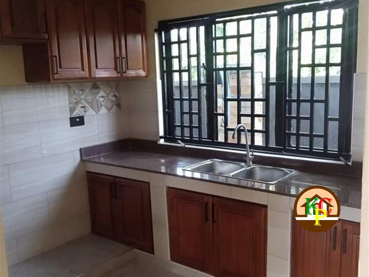 Villa for rent in Kirinya Wakiso