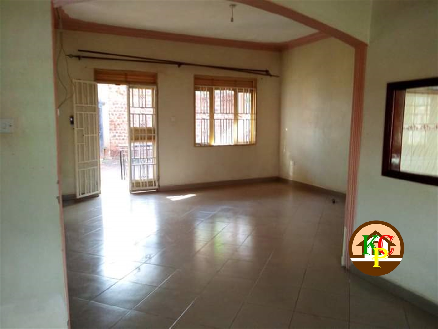 Bungalow for rent in Kira Wakiso