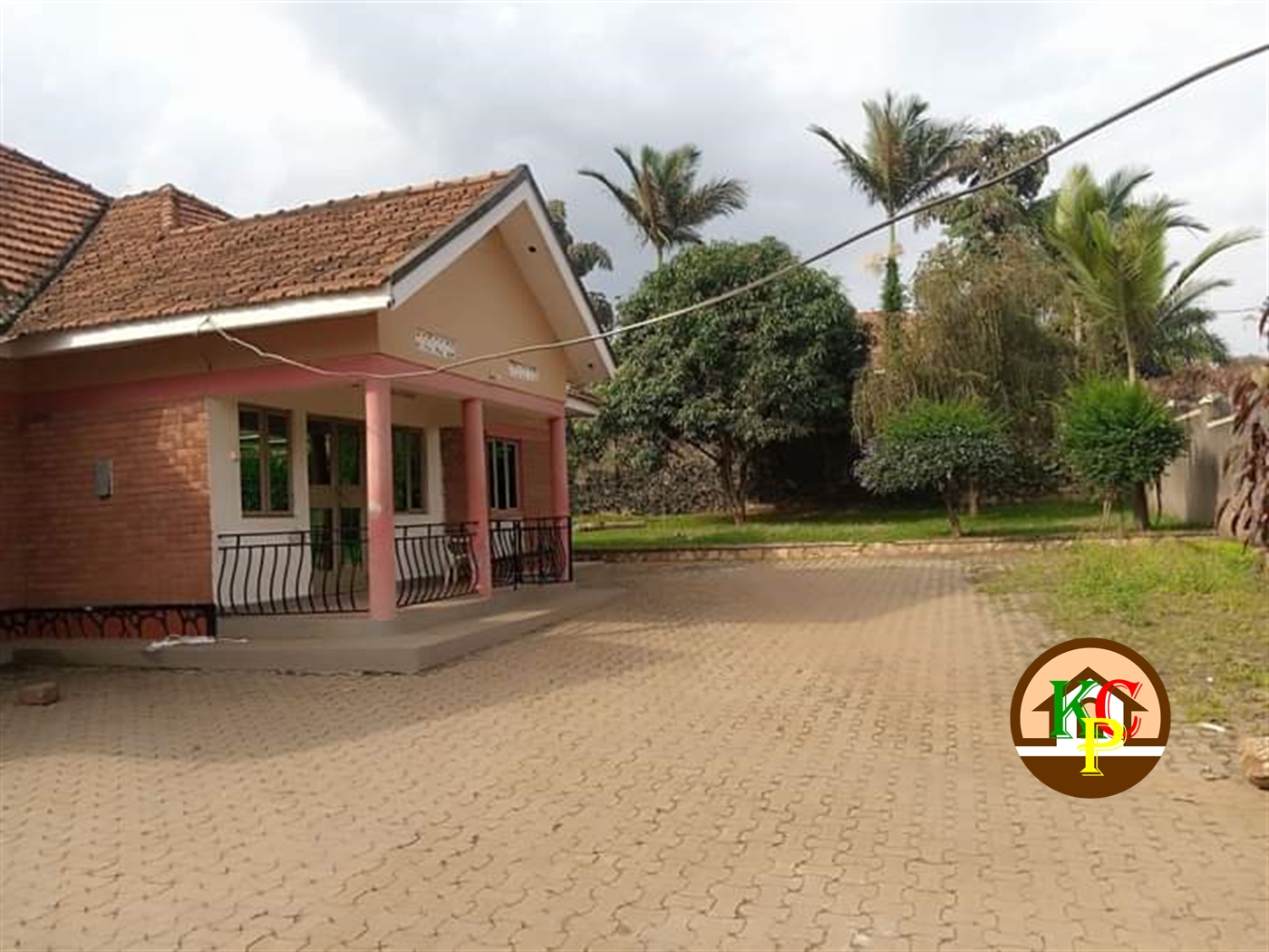 Bungalow for rent in Kirinya Wakiso