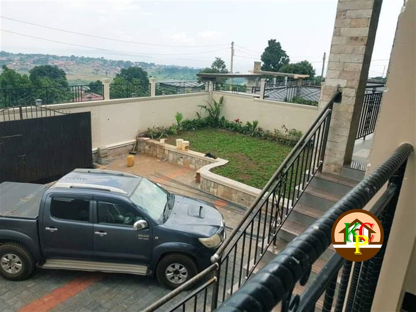 Storeyed house for sale in Munyonyo Kampala