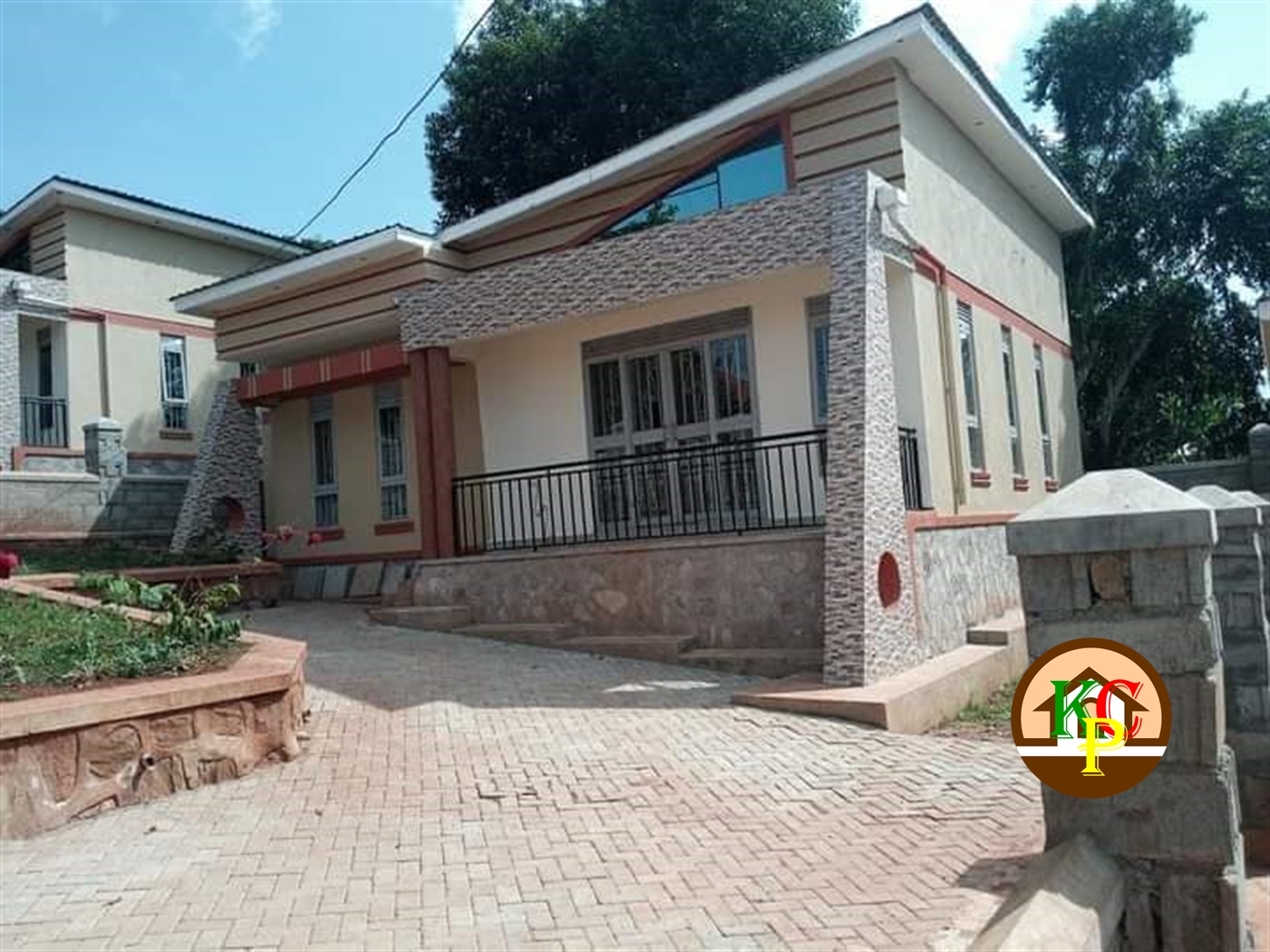 Semi Detached for rent in Kigo Wakiso