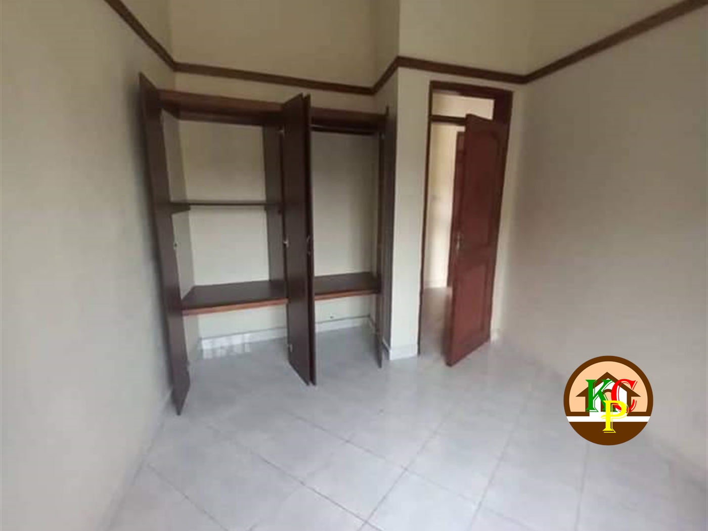 Semi Detached for rent in Mpereerwe Kampala