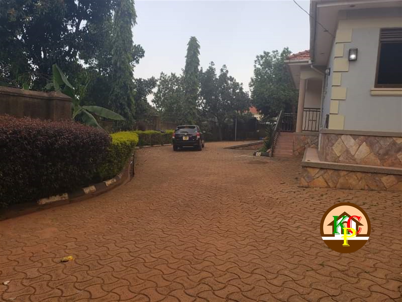 Bungalow for rent in Kisaasi Kampala