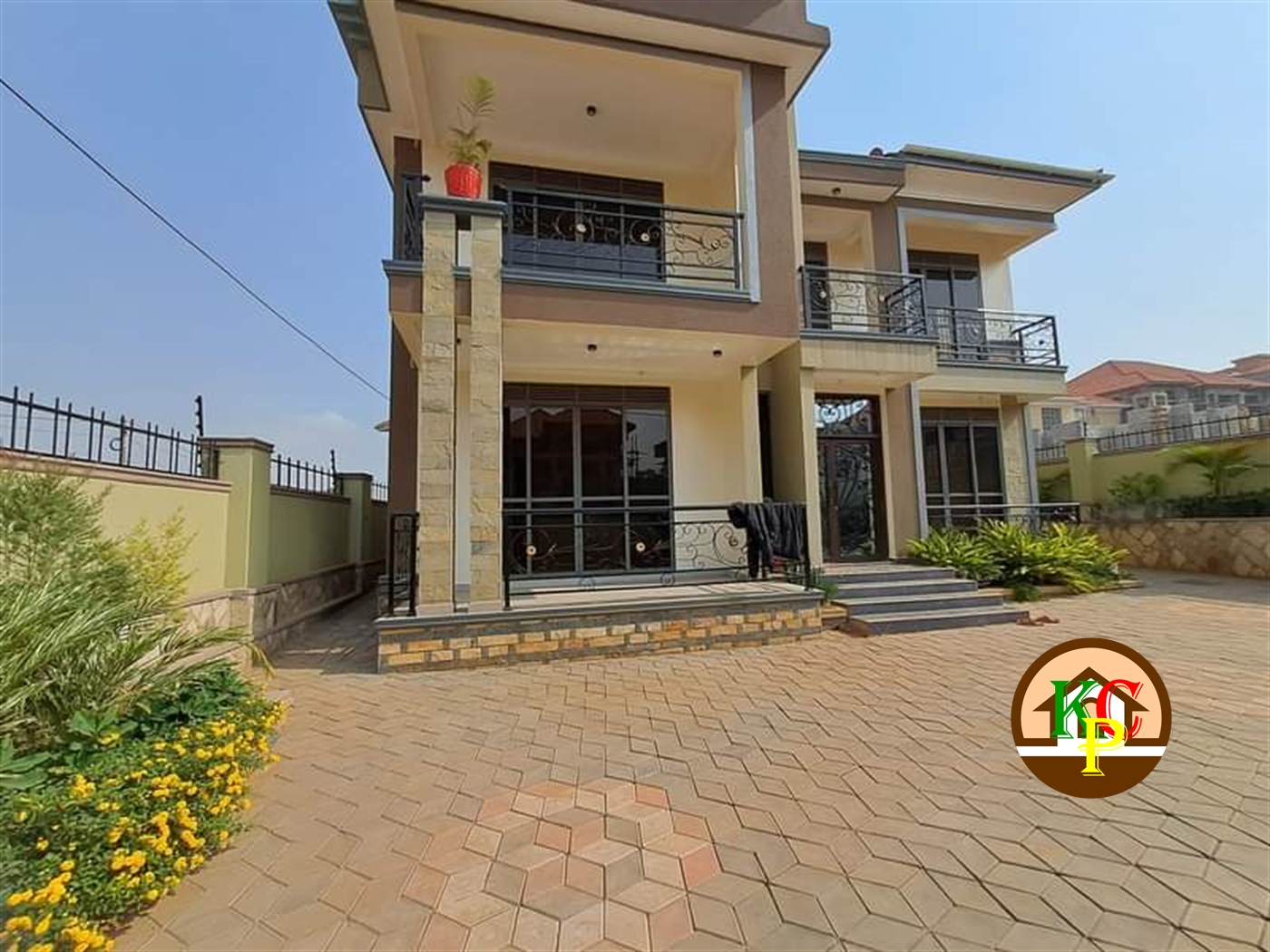 Storeyed house for sale in Kyanja Wakiso