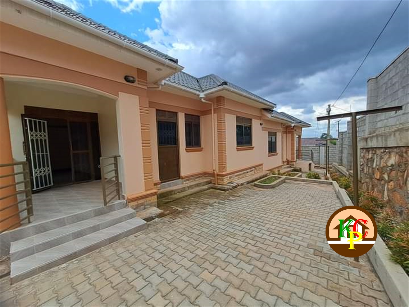 Apartment for rent in Komamboga Kampala